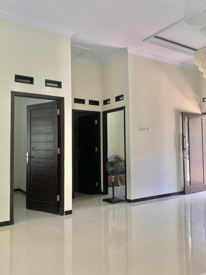 Guest House / Homestay Bukit Mutiara Residence Ngingas Esterno foto