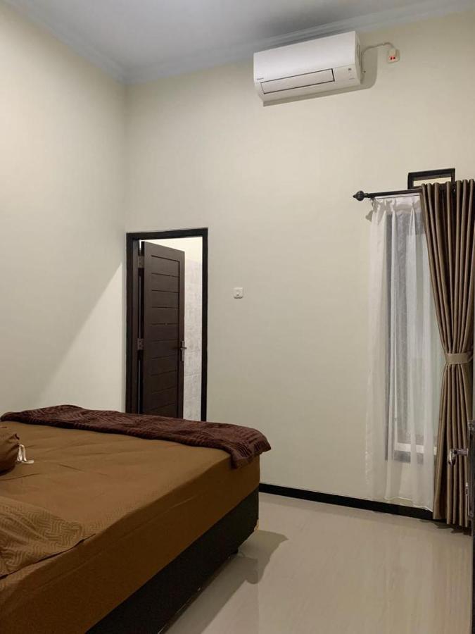 Guest House / Homestay Bukit Mutiara Residence Ngingas Esterno foto